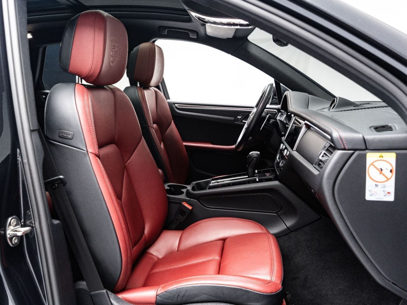 Porsche Macan STD BUY NOW, PAY 2027 | THE BLACKLINE STANDARD | 2024 Porsche Macan, 2.0L TC I4, 4WD, 248 bhp, 7 Spe