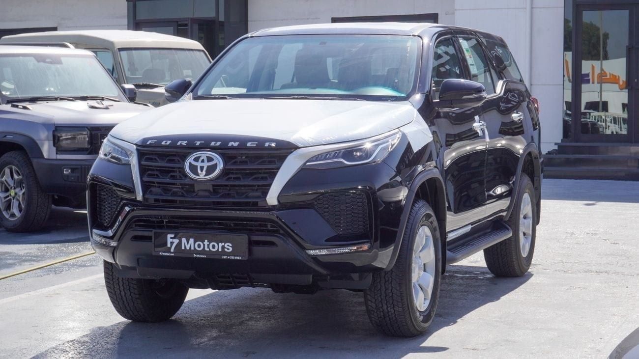 تويوتا فورتونر SR5 2.7 L