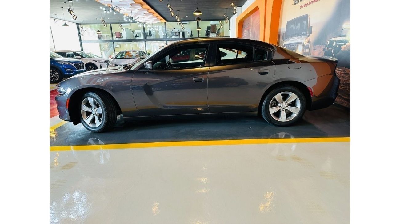 دودج تشارجر SXT 1890 درهم إماراتي @ 0% DP | مملوكة مسبقًا ومعتمدة | دودج تشارجر | دول مجلس التعاون الخليجي | تحت