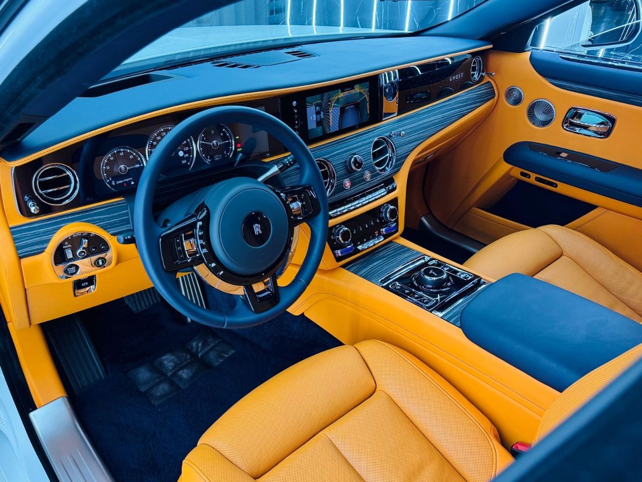 رولز رويس جوست Std 6.7L 2022 Rolls Royce Ghost, April 2026 Rolls Royce Warranty, Fully Loaded, Very Low Kms, GCC