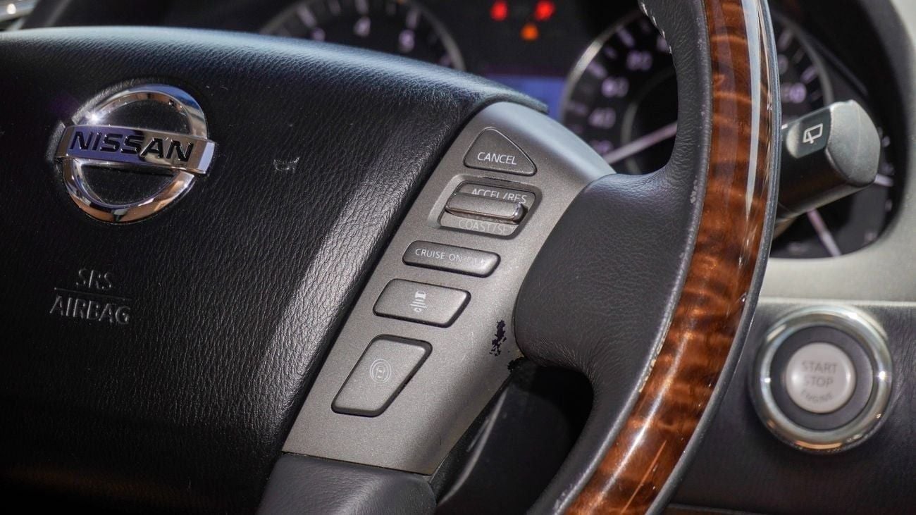 Nissan Patrol Platinum LE V8