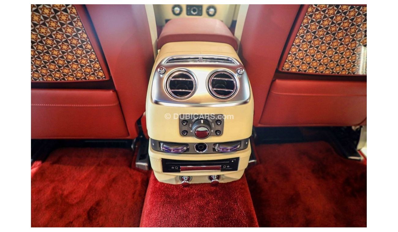 رولز رويس جوست 2019 Rolls Royce Ghost 6.6L V12 | Almost Brand New | > 100 KM Mileage