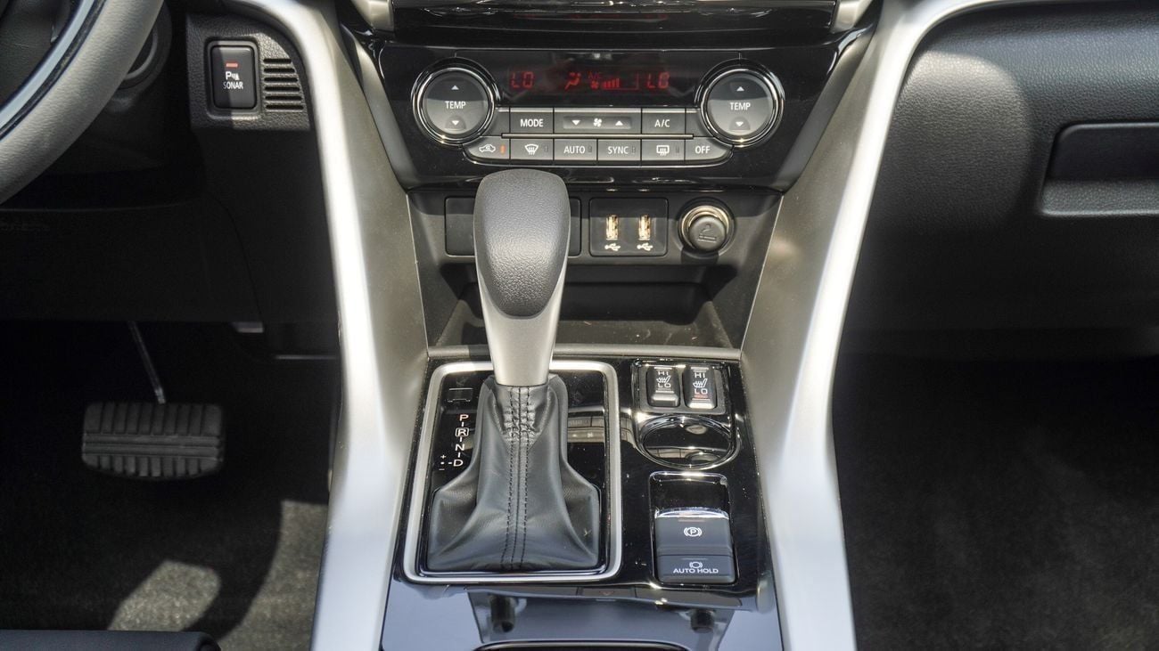 ميتسوبيشي إكلبس كروس Brand New Mitsubishi Eclipse Cross HighLine 2026 Export 1.5L 2WD Petrol|Silver/Black|ECLIPSECROSS-GL