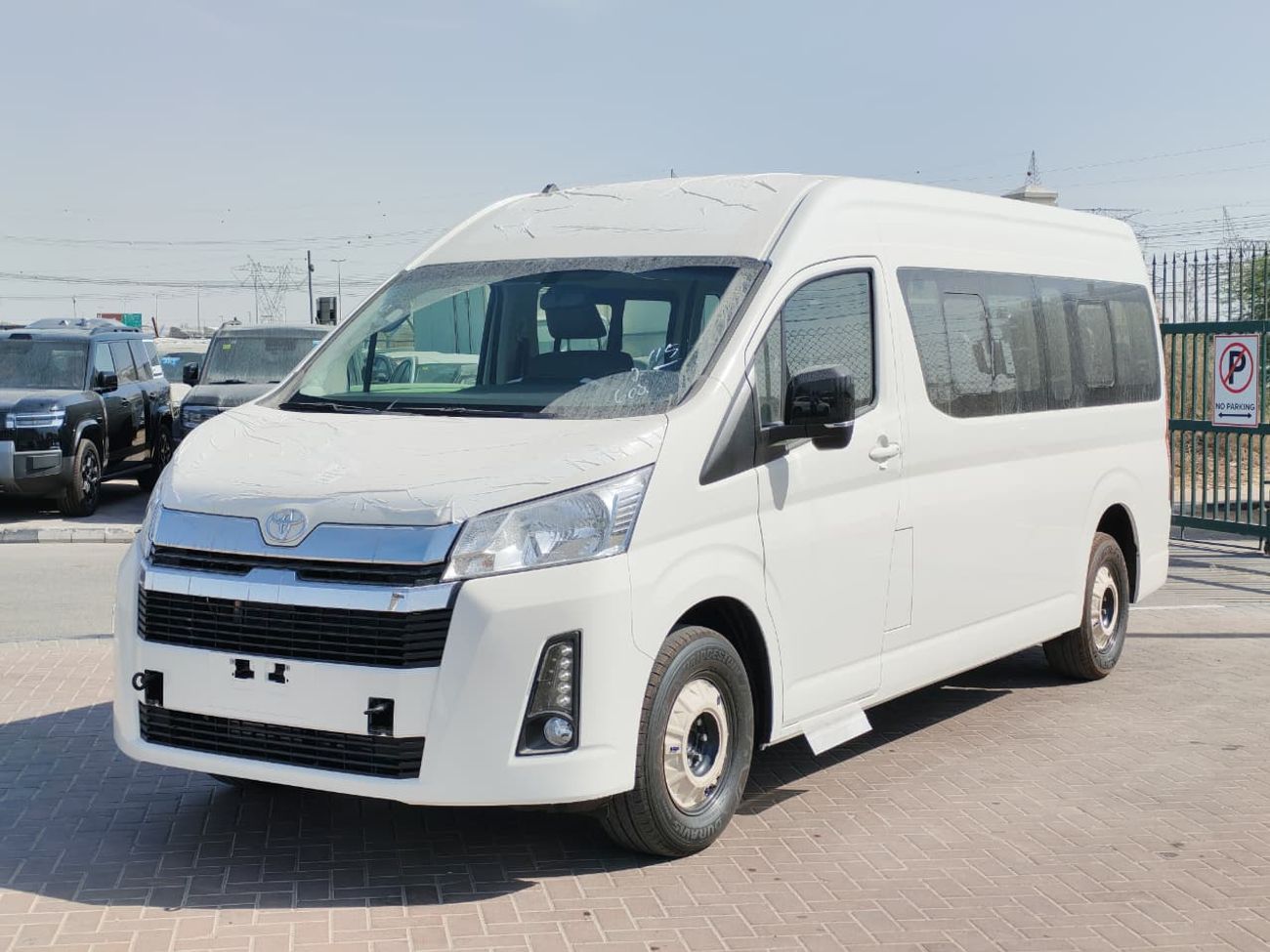 Toyota Hiace 2026 Toyota Hiace DX 13-Seater High Roof 2.8L 4-Cyl Diesel M/T RWD Export Only