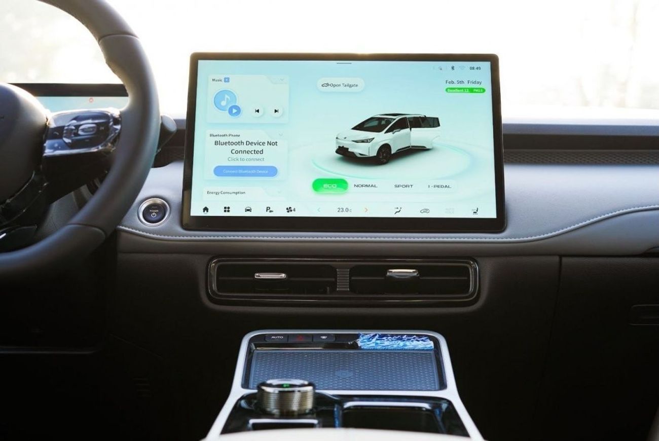 Hycan Z03 2023 HYCAN Z03 / BATTERY RANGE (510 KM) / WARRANTY