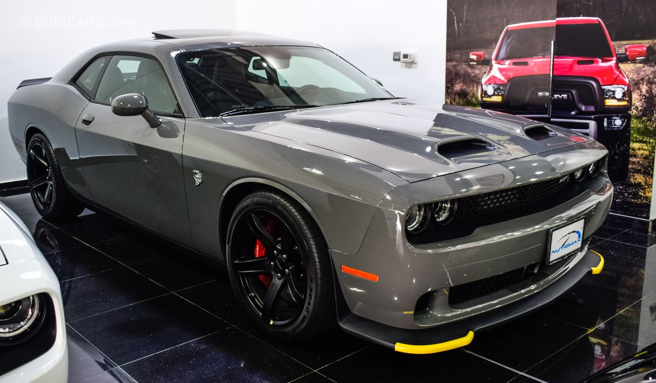 Dodge Challenger 2019 Hellcat SRT, 6.2L V8 GCC, 717hp, 0km with 3 Years or 100,000km Warranty