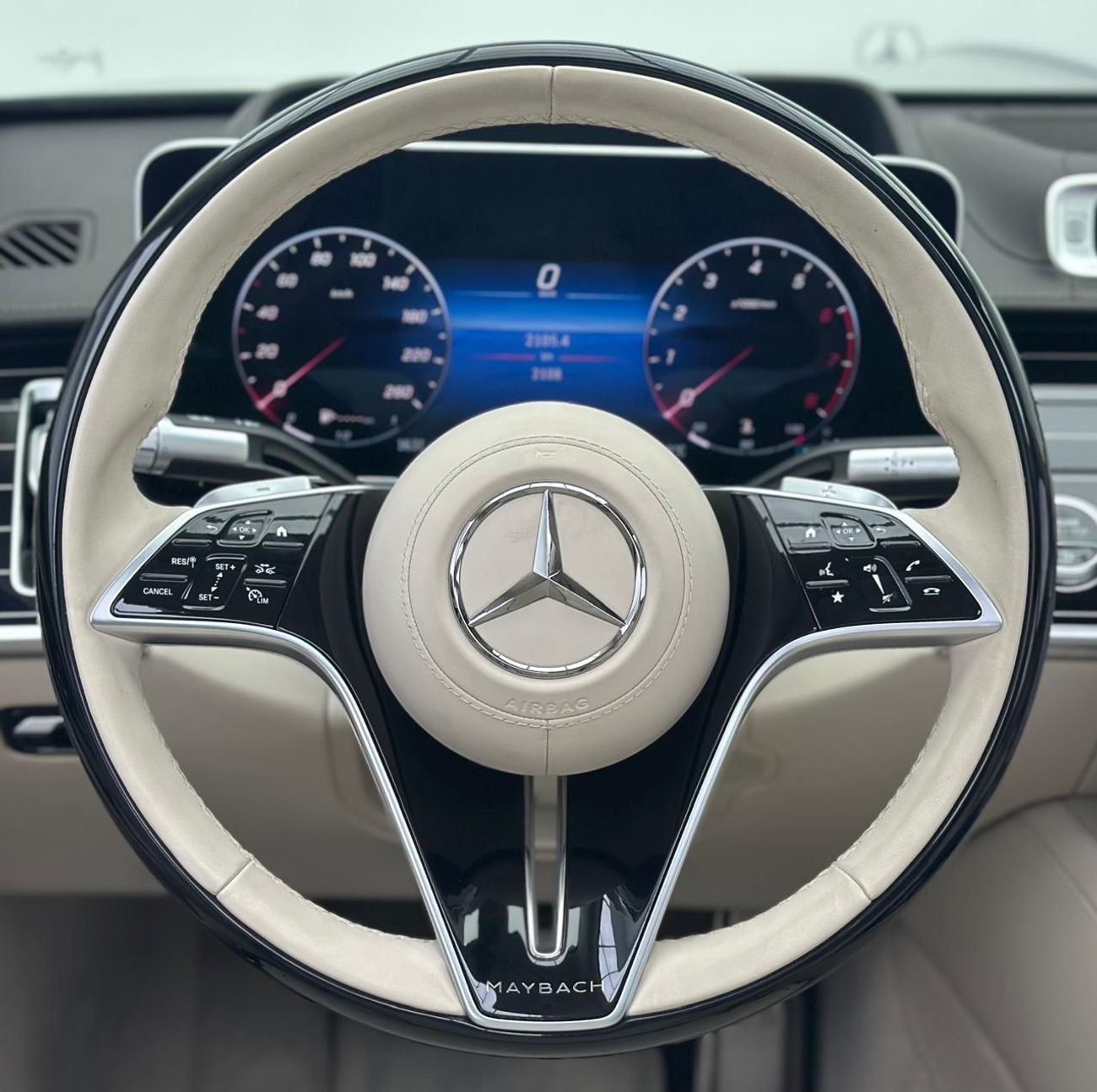 Mercedes-Benz S 680 2024 Mercedes-Maybach S680 4MATIC,Gargash Warranty + Service Contract, Gargash FSH, GCC