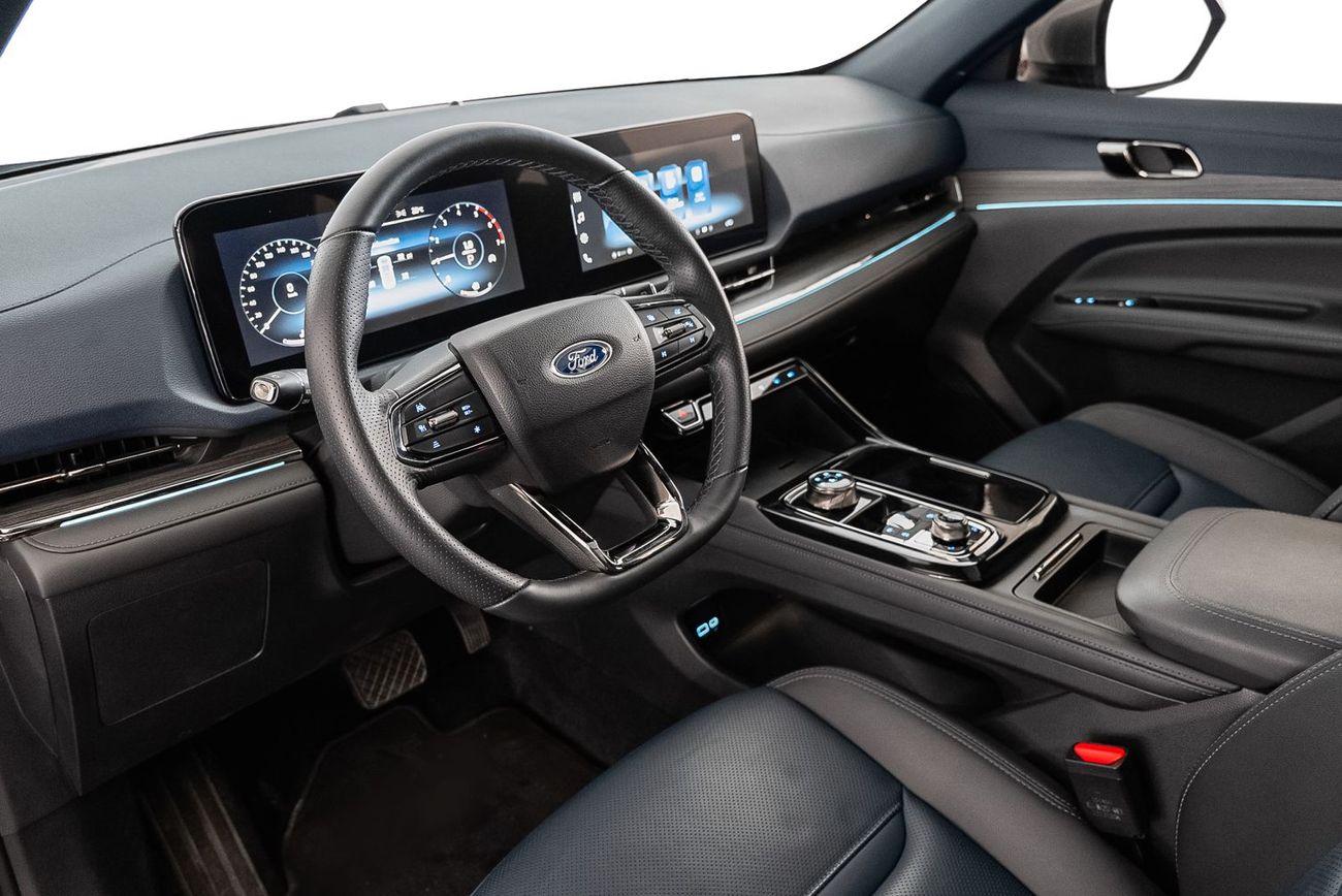 فورد تيريتوري Titanium