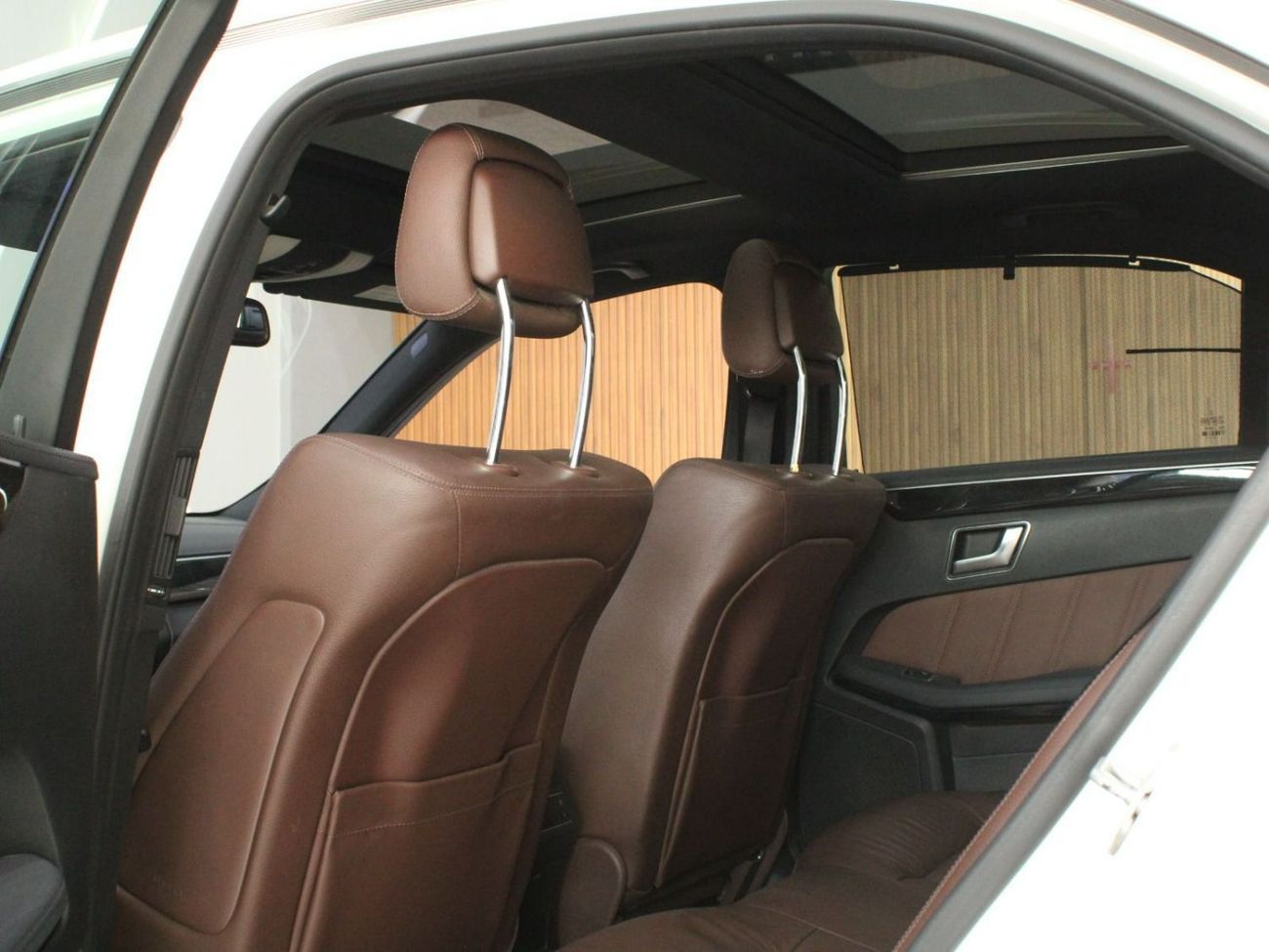 مرسيدس بنز E300 AMG | GCC