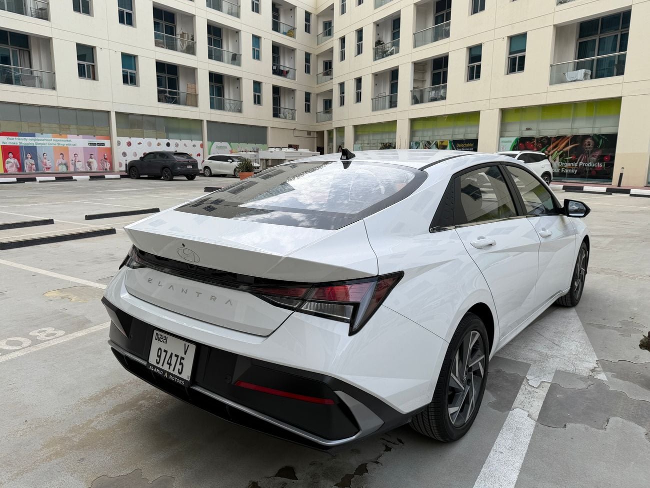 هيونداي إلانترا