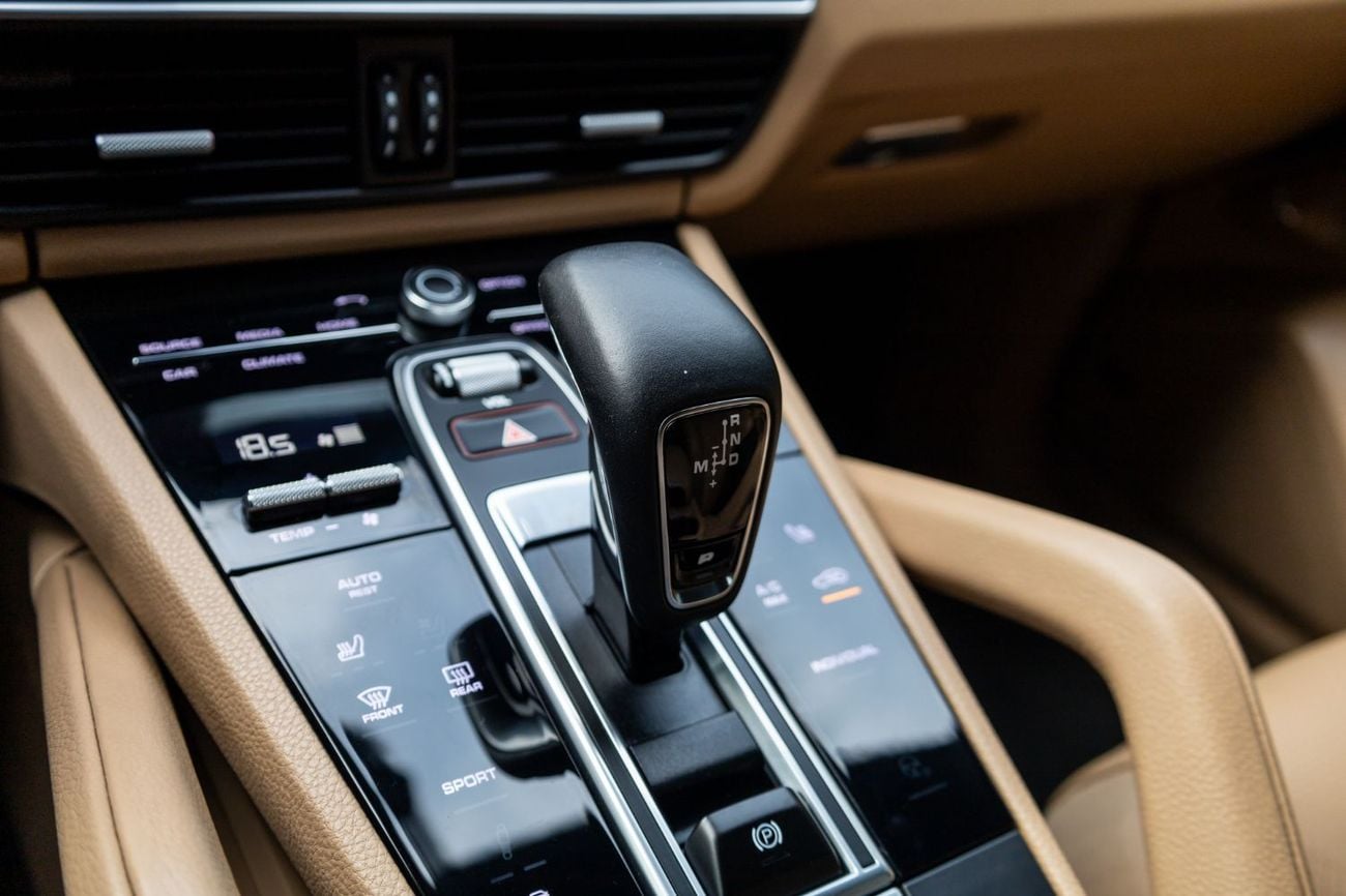 Porsche Cayenne Platinum Edition