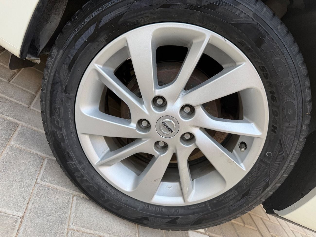 نيسان سنترا SL 1.8L