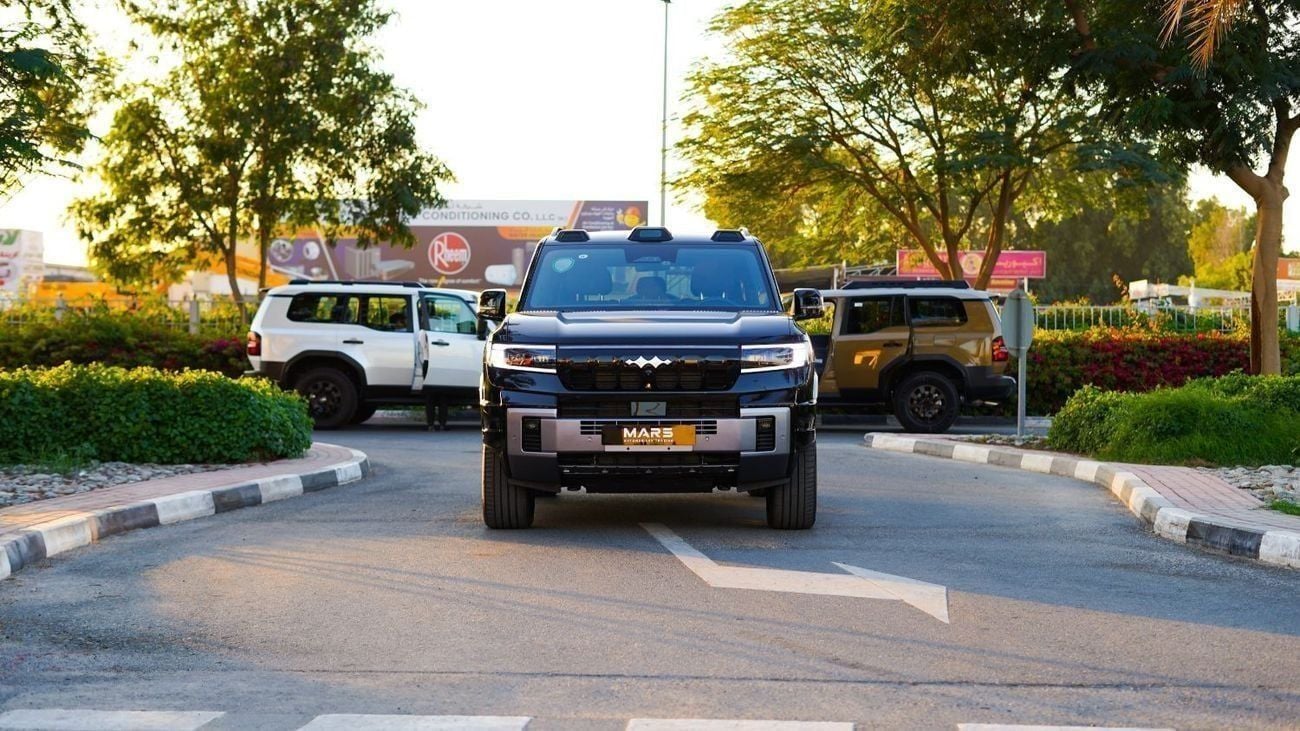 بي واي دي ليوبارد 8 BYD LEOPARD 8 FLAGSHIP / 7 SEATS / 2.0L HYBRID (PLUG-IN) / 939 HP / WARRANTY (10 YEARS)