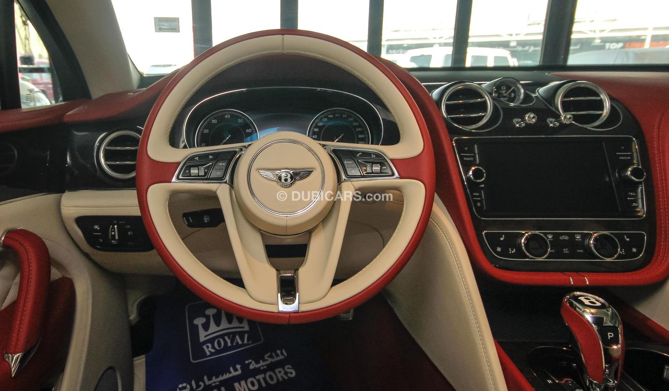 Bentley Bentayga 5 years warranty And service contract