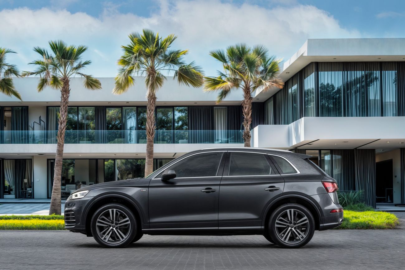 أودي Q5 Q5 TFSI Quattro | 1,959 P.M | 0% Downpayment | S-Line | Full Audi Service History!