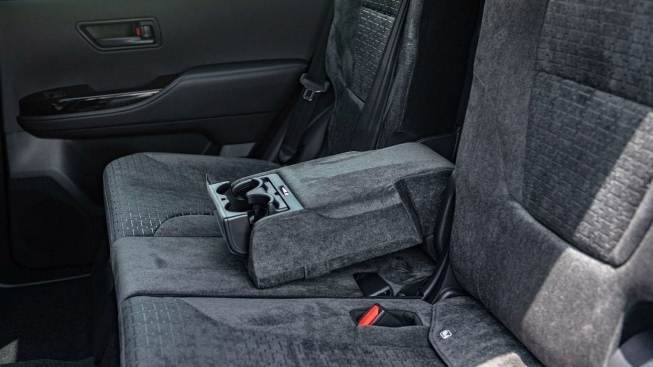 تويوتا لاند كروزر Toyota Land Cruiser LC300 GXR 3.3D AT MY2024