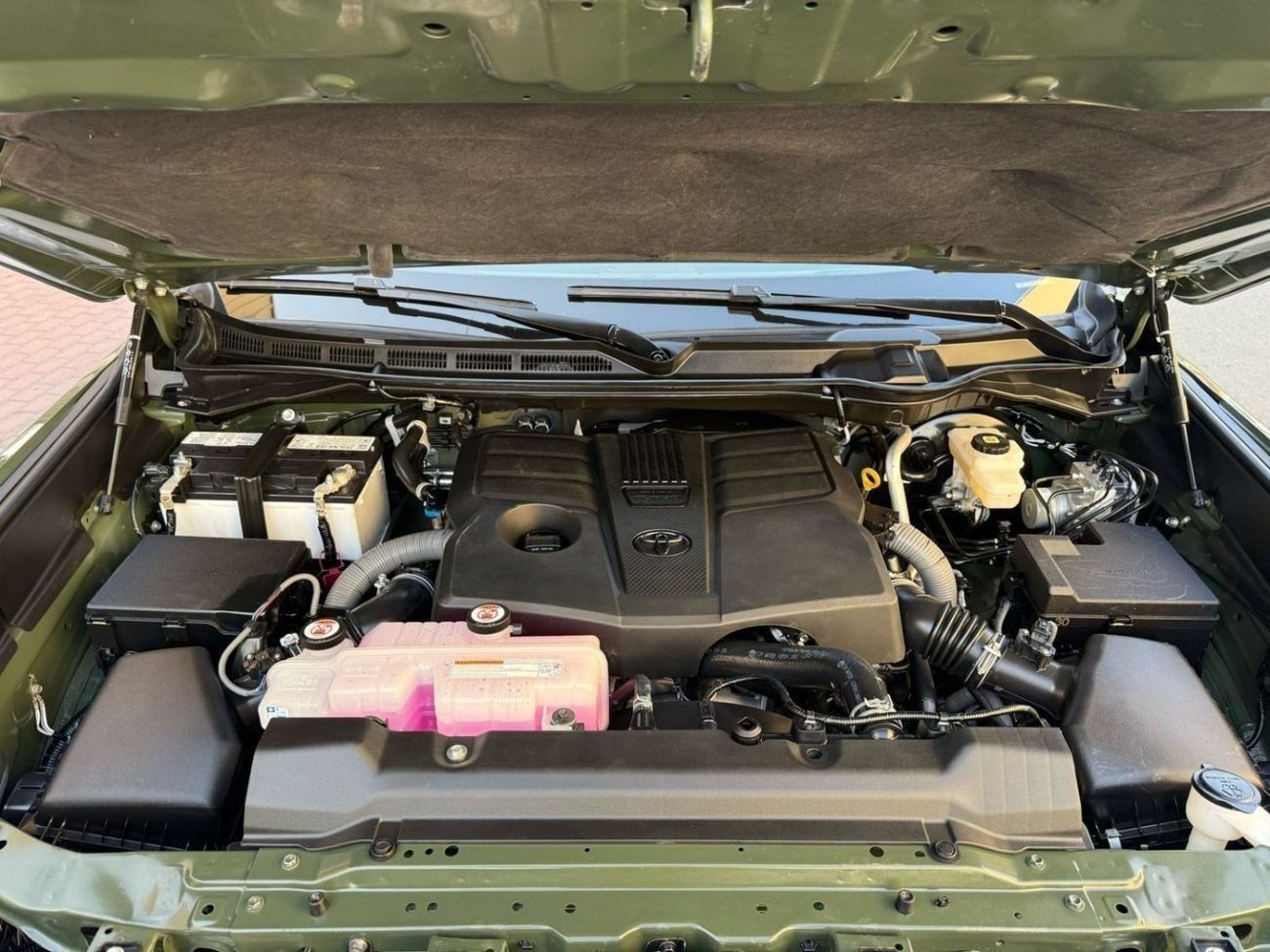 Toyota Tundra TOYOTA TUNDRA LIMITED| 3.5 TWIN TRUBO | FULL OPTION | PANORAMIC | UAE PASS | 4X4