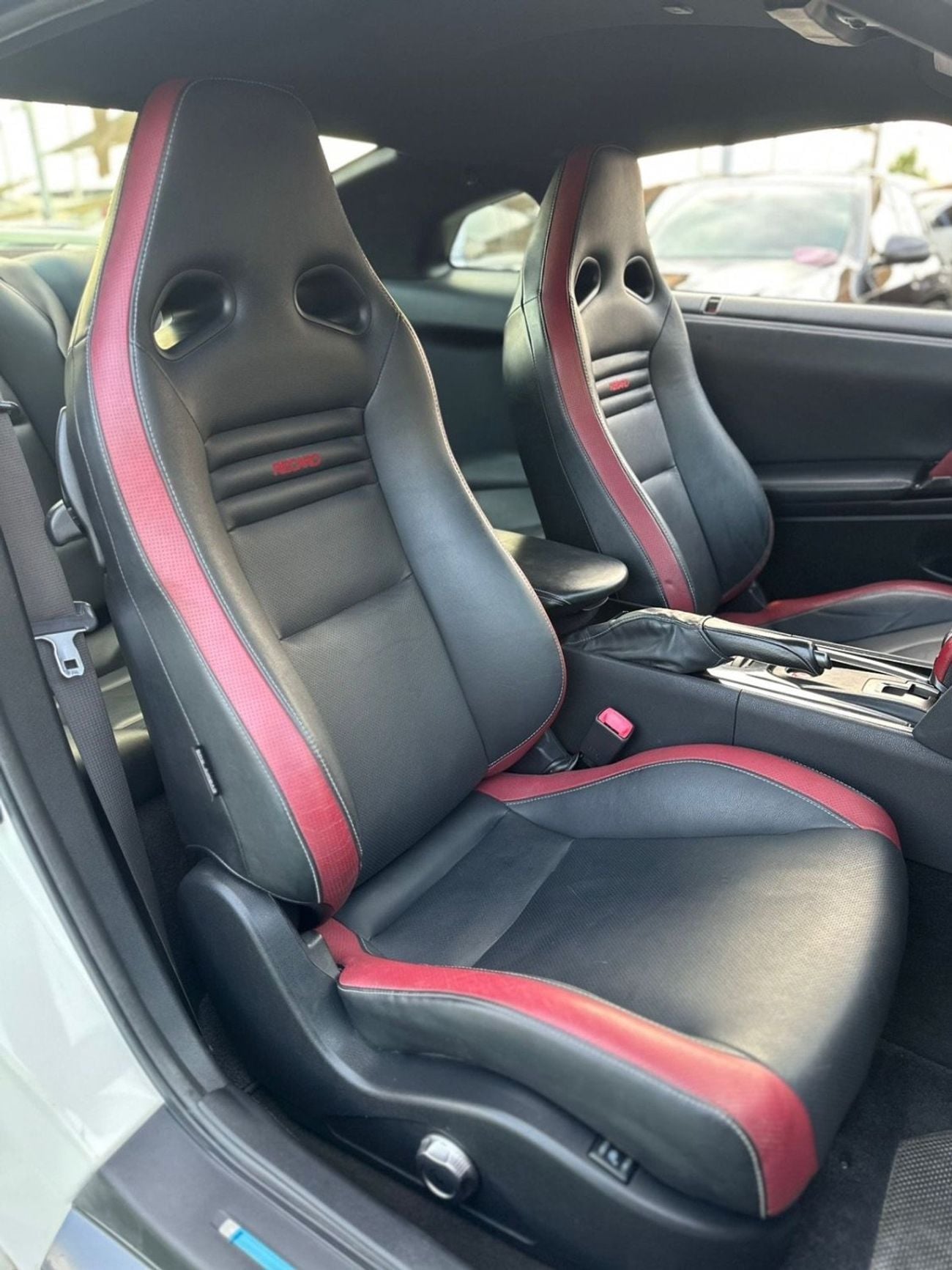 نيسان جي تي ار BLACK EDITION Premium 3.8L (2 Seater)