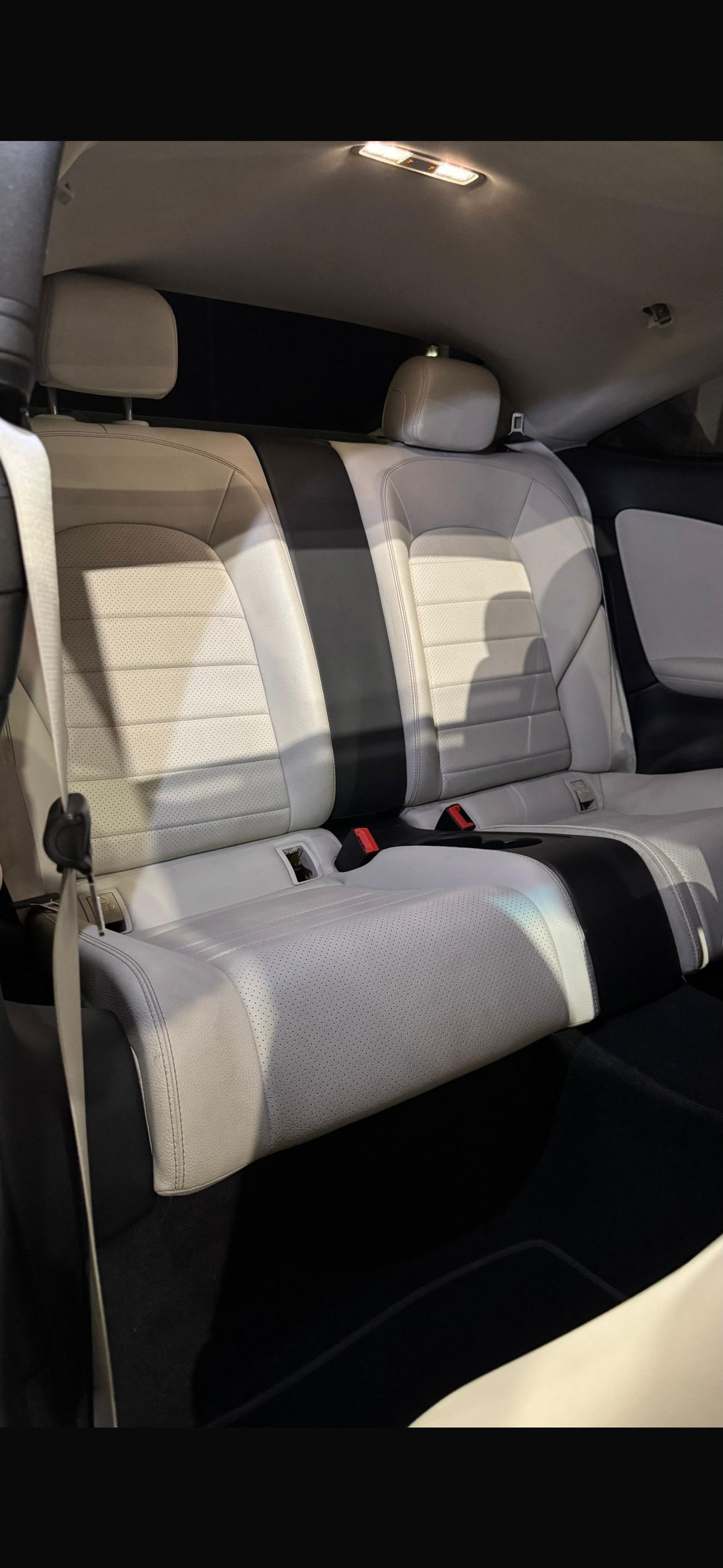 مرسيدس بنز C 300