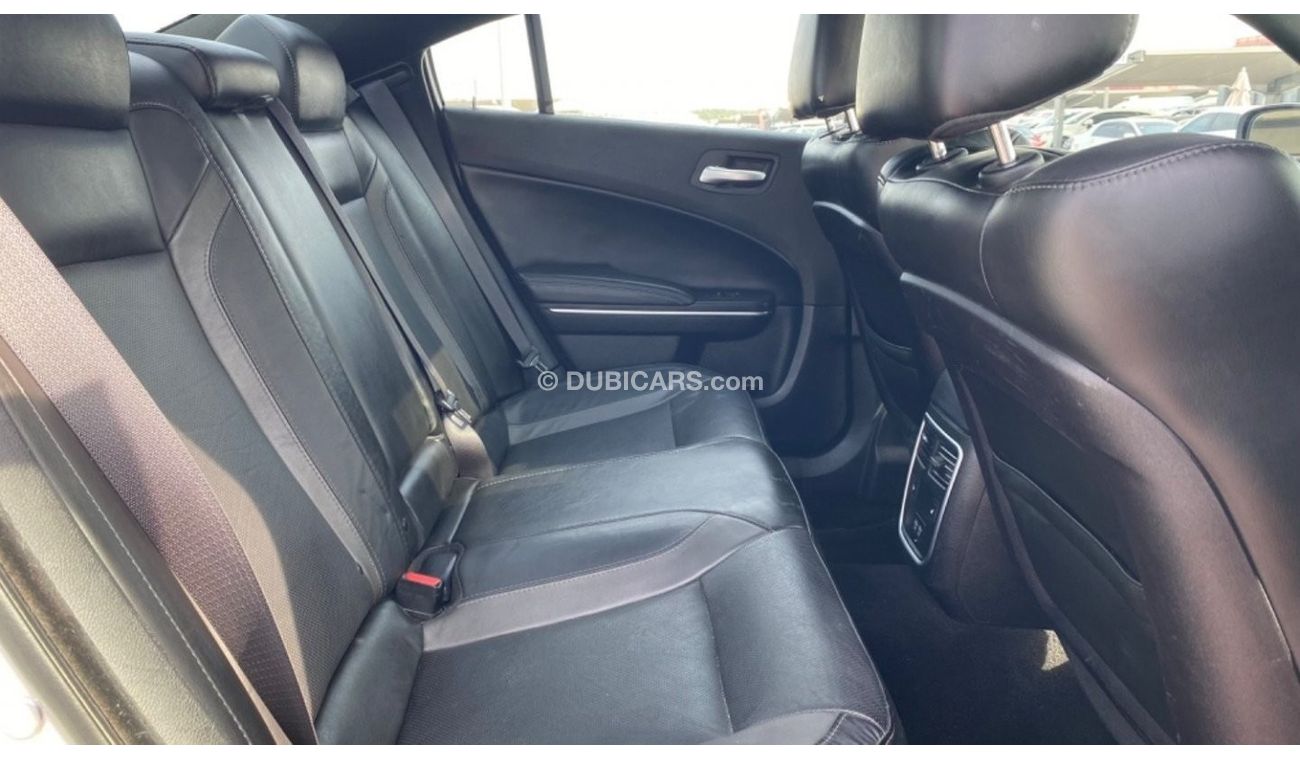 دودج تشارجر 3.6L SXT بلس