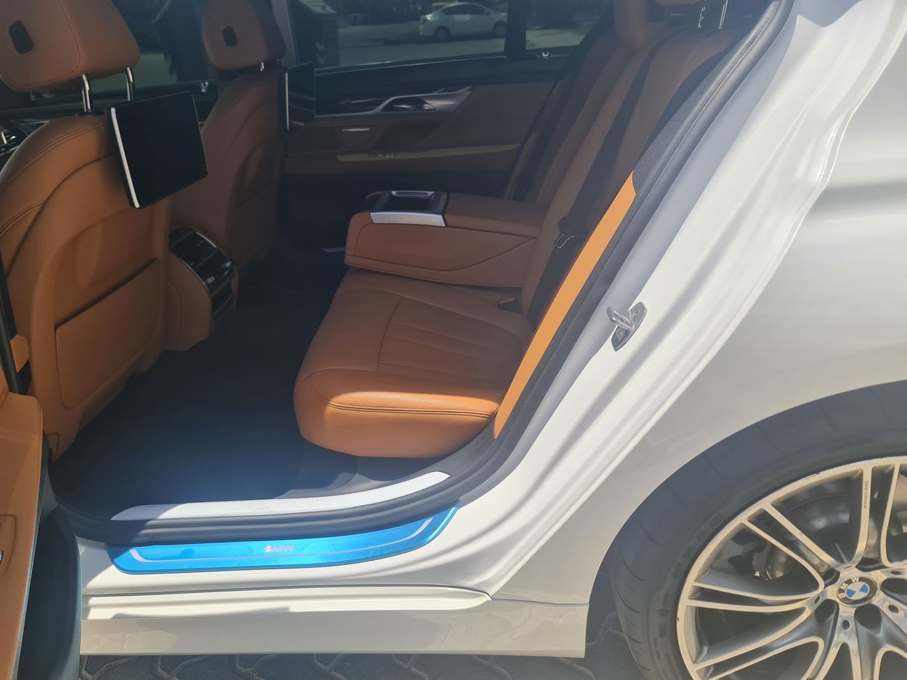 بي أم دبليو 730Li Executive 2.0L