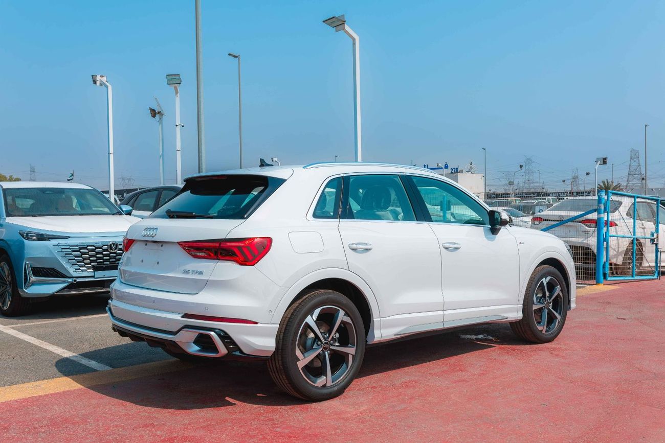 أودي Q3 Audi Q3 TFSI 35 S Line 1.5 Turbo White