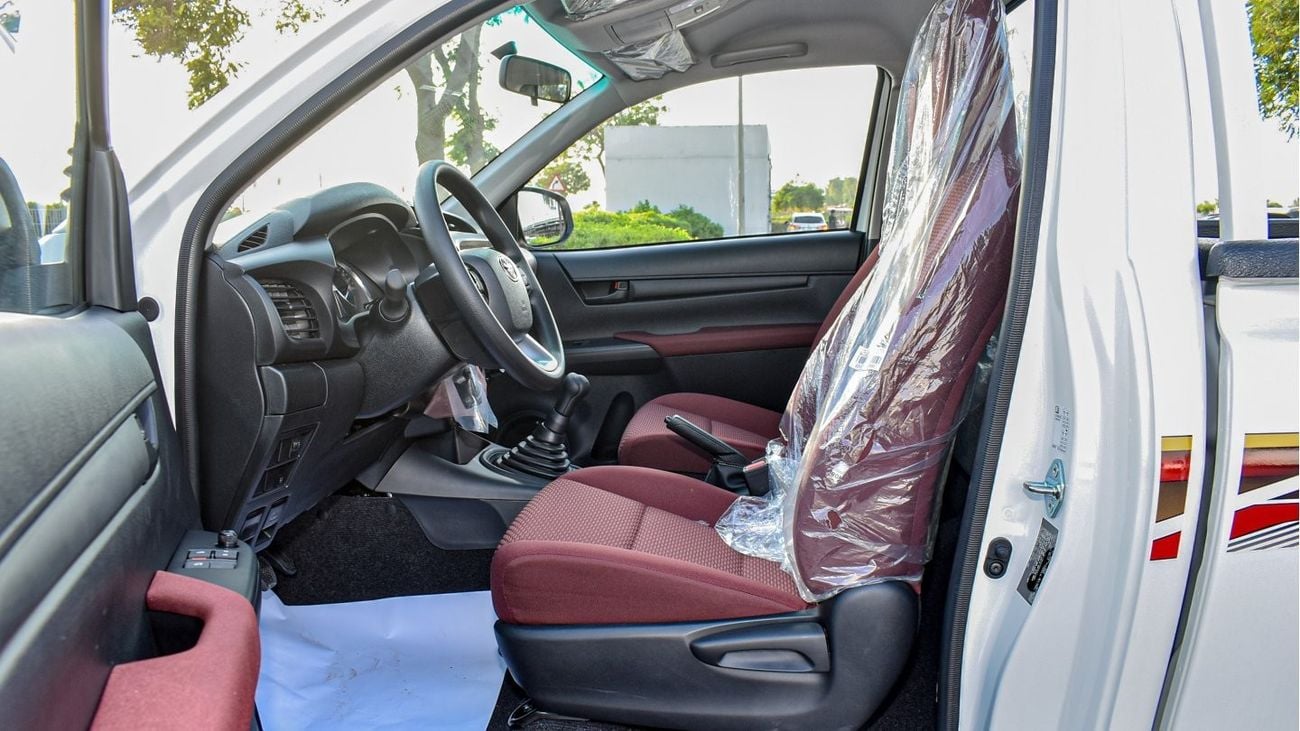تويوتا هيلوكس GLS 2.7L Single Cabin 2WD