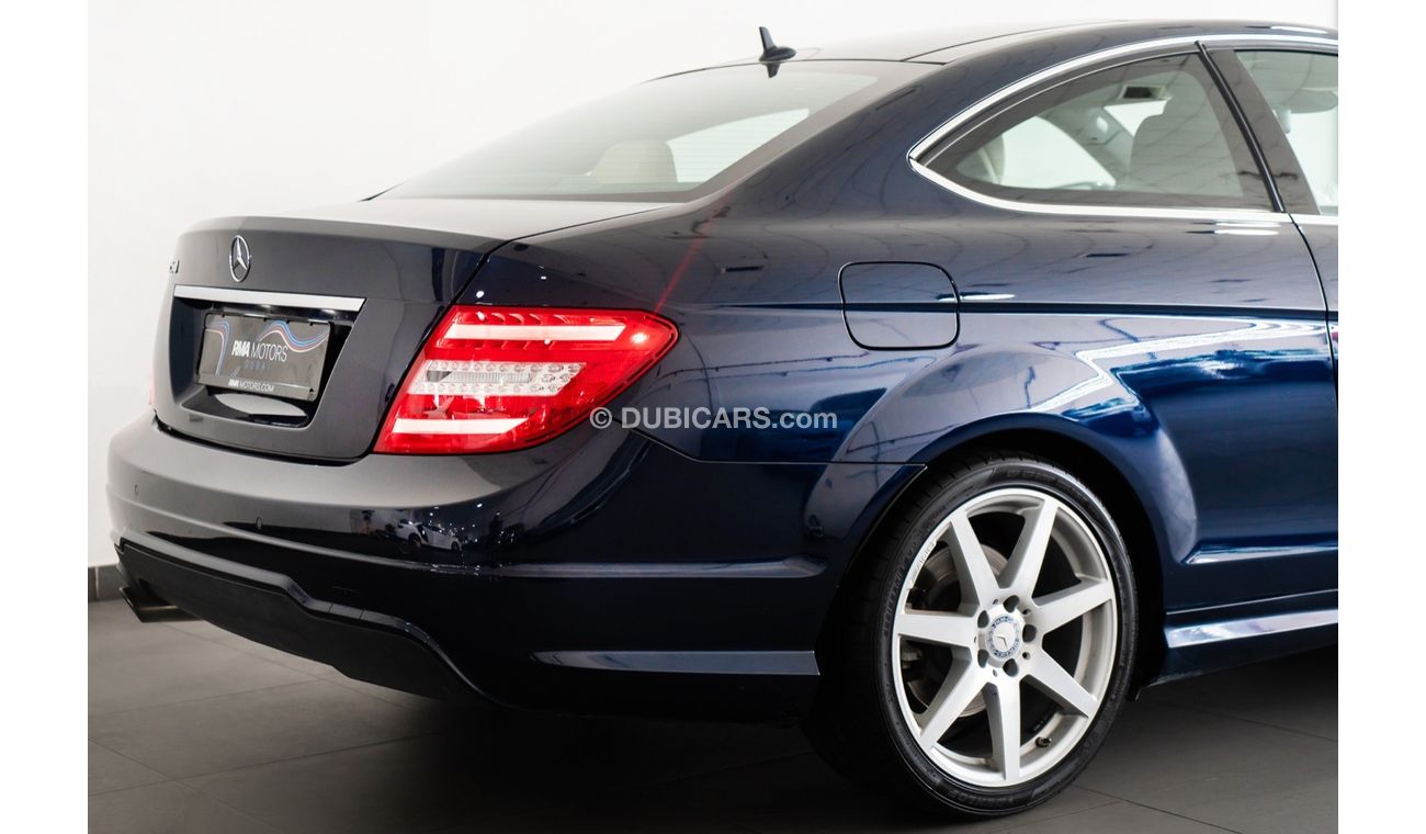 Mercedes-Benz C 250 Std 2015 Mercedes-Benz C250