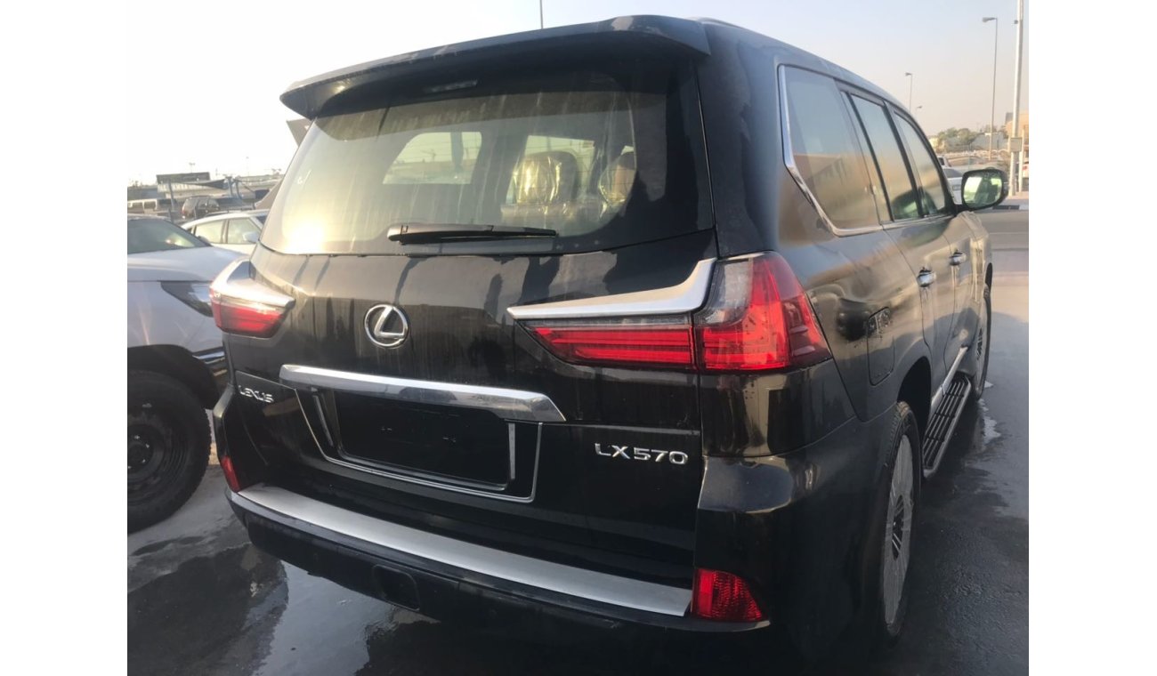 Lexus LX570 5.7