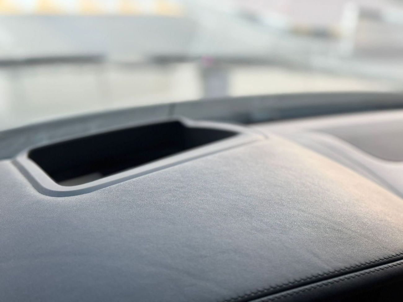 لاند روفر رينج روفر سبورت RANGE ROVER SPORT SVR  2019 GCC