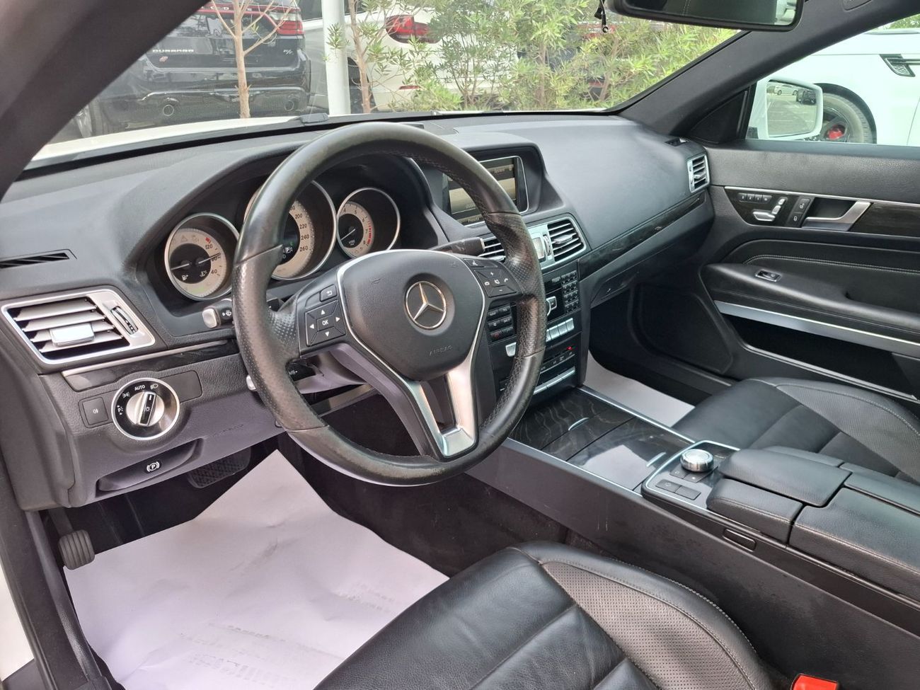 Mercedes Benz E 200 Coupe Mercedes-Benz E200 2015 full option