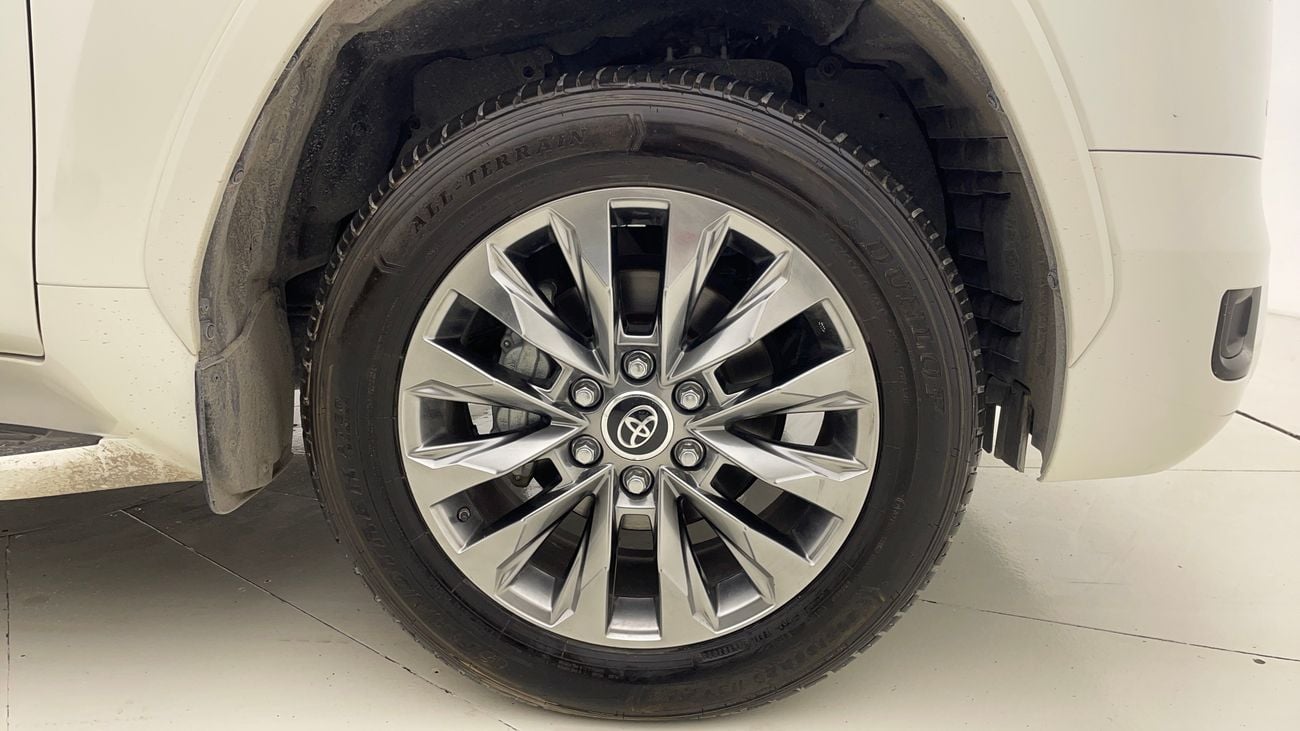 Toyota Land Cruiser GXR 4 | Zero Down Payment | Home Test Drive