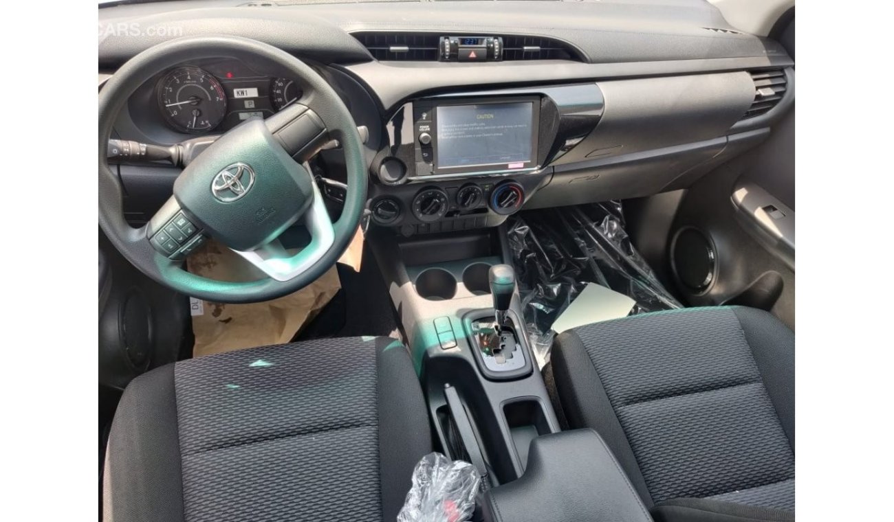 Toyota Hilux 2.7L Petrol A/T Double Cabin Pickup