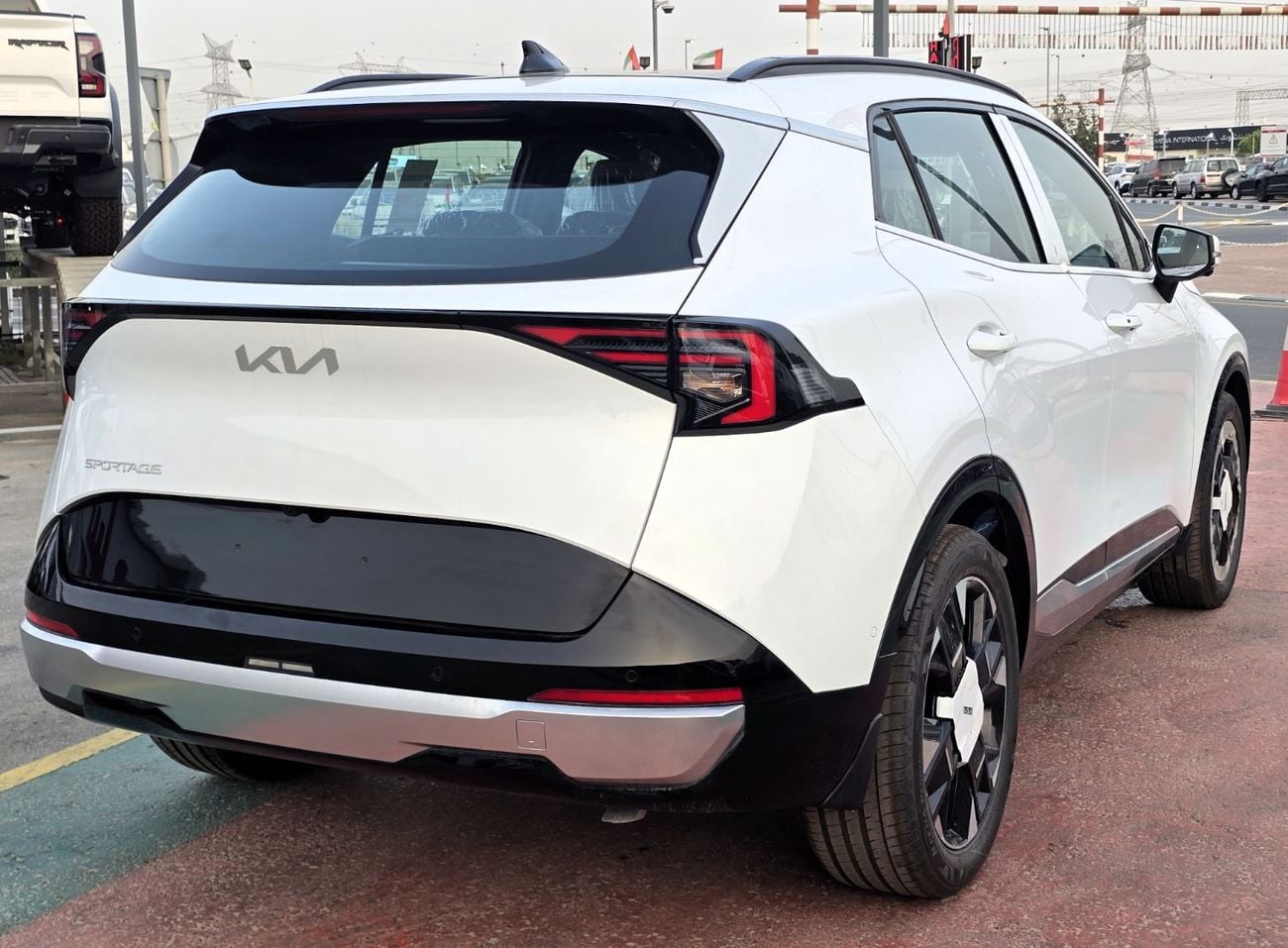 Kia Sportage Kia Sportage  full option 2.0l A/T FWD SUV White Color Gcc 2026 Model