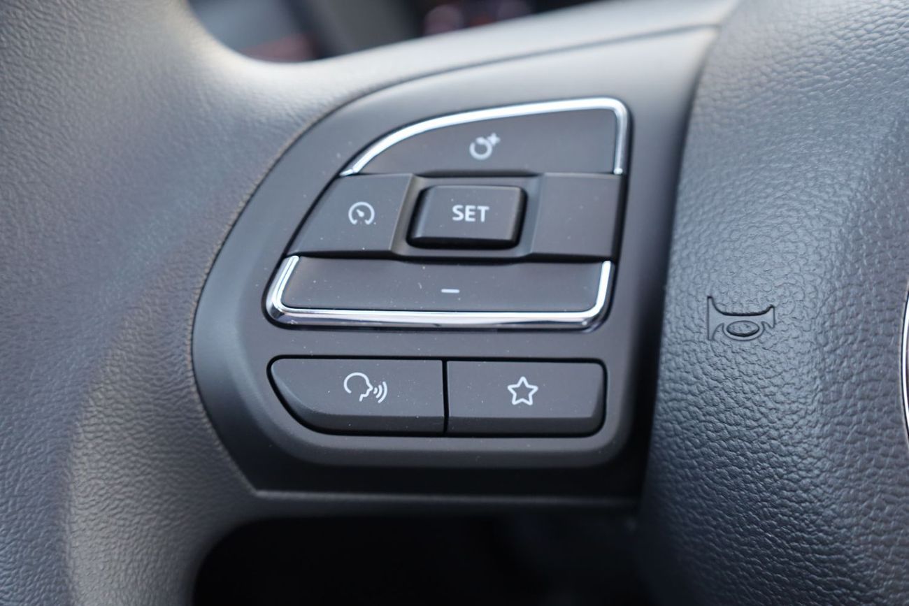 أم جي 5 MG5 1.5L LUXURY MODEL 2025