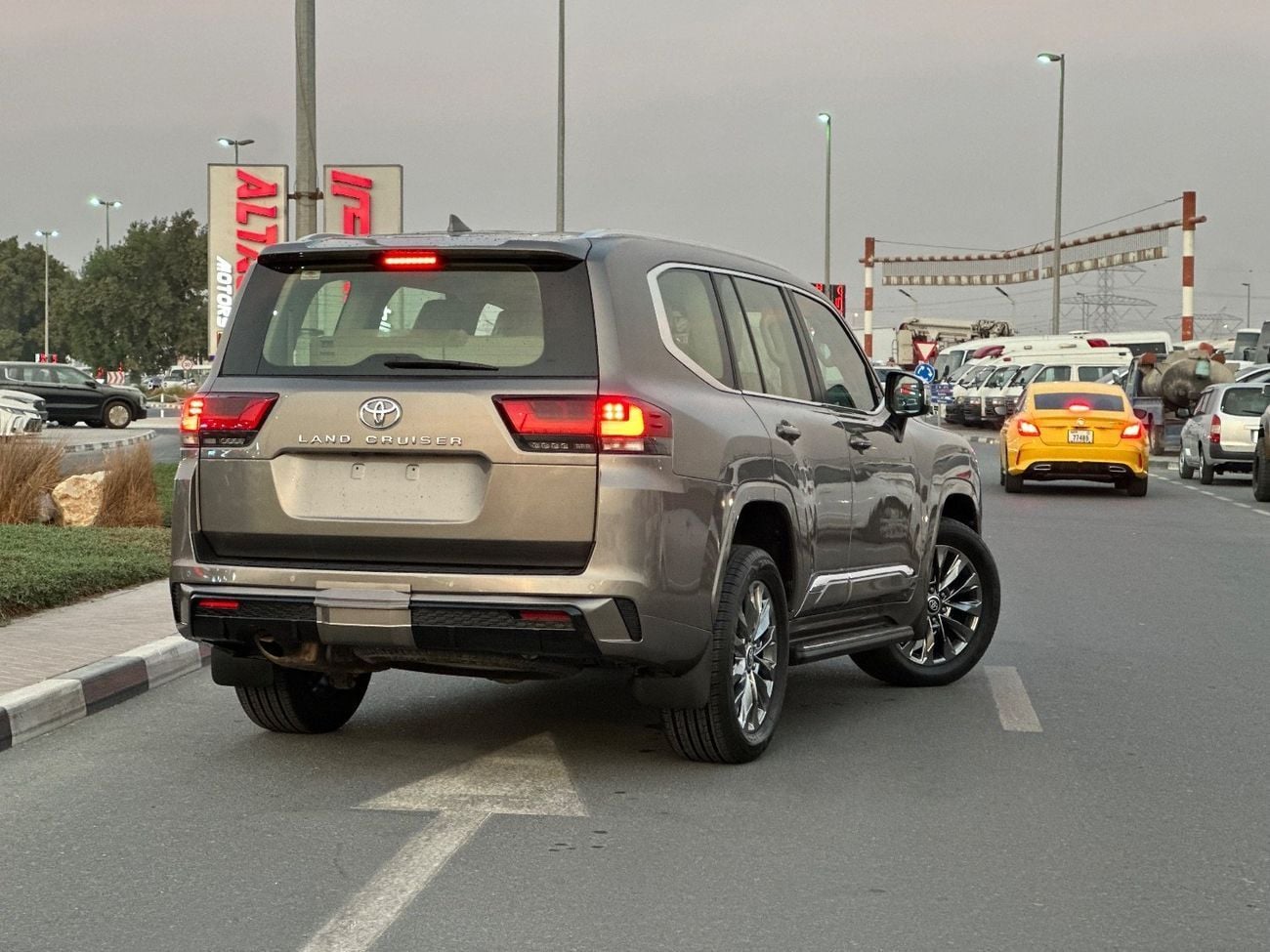 Toyota Land Cruiser GXR 4.0L