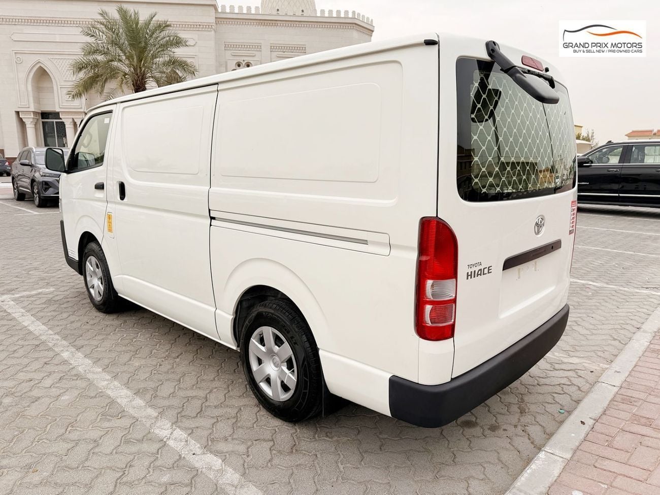 Toyota Hiace GL -Standard Roof  Panal Van 2.7L
