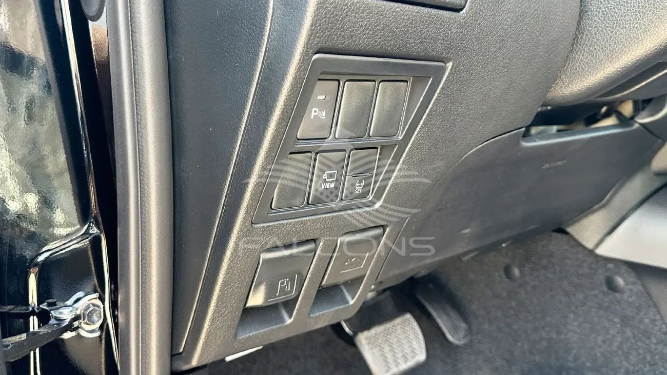 تويوتا هيلوكس Toyota Hilux 4.0L Adventure P DC 4WD AT