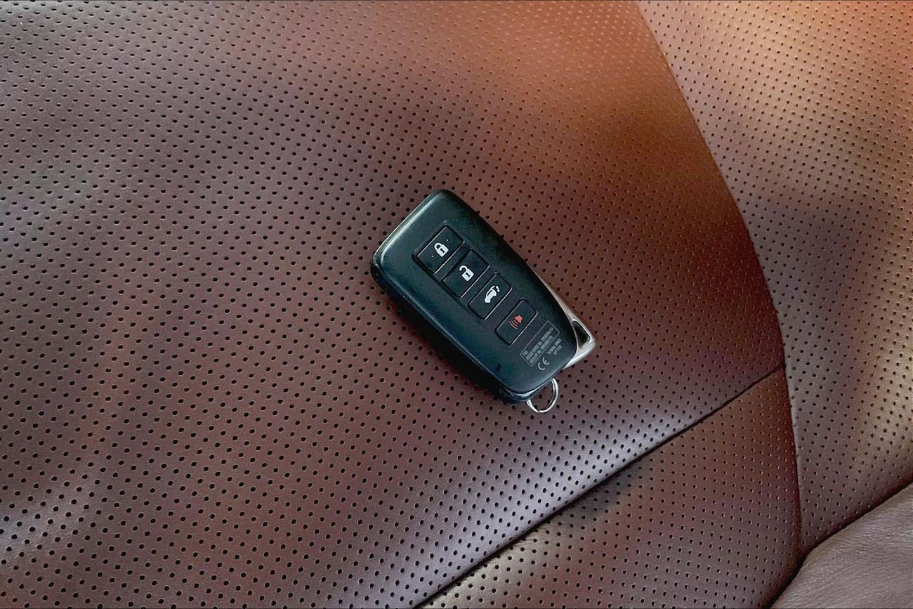 Lexus LX 570 Platinum | Guaranteed Warranty | 0 Down Payment