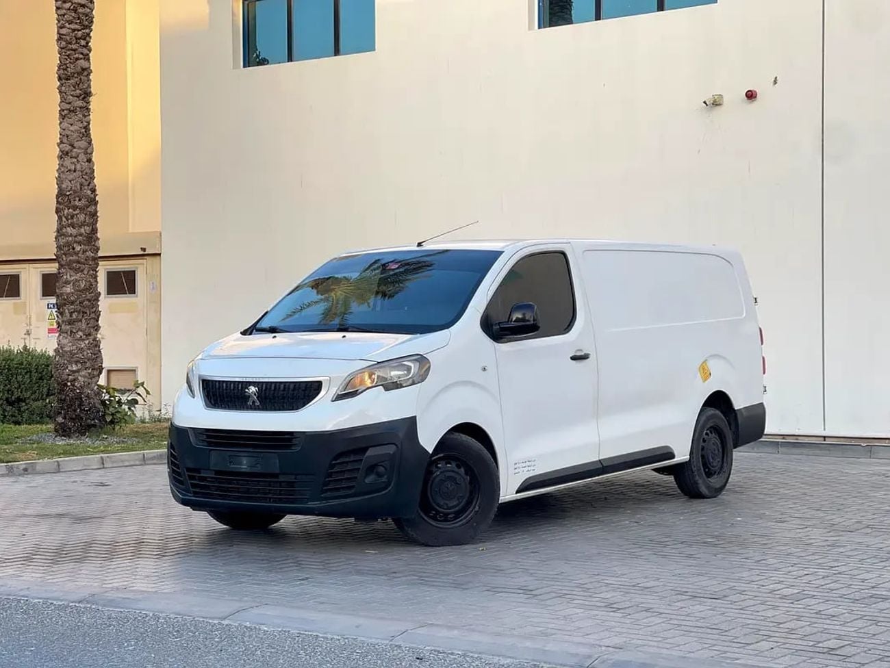 Peugeot Partner Van Long Body GCC Specs Original paint