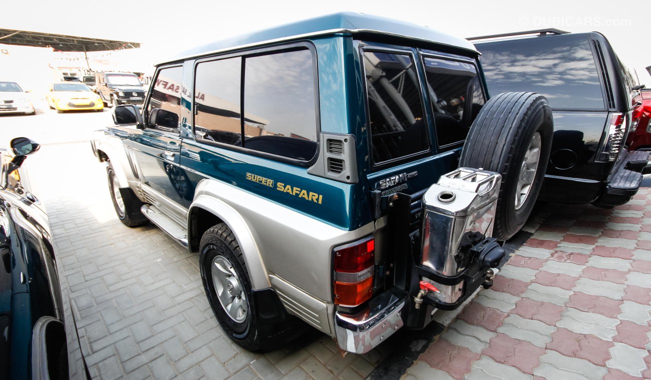 Nissan Patrol Safari