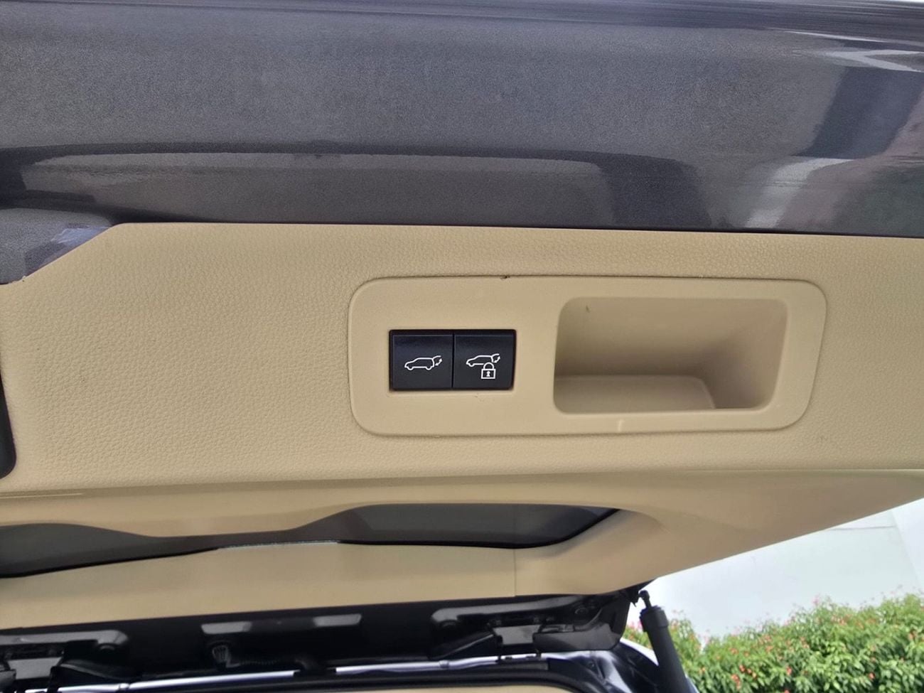 Toyota Land Cruiser GXR 4.0L