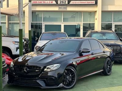 Mercedes-Benz E 63S 4MATIC+ 4.0L MERCEDES BENZ AMG E63s 2018 Korean Specs  (Clean Title)  Original Paint  6 buttons Full