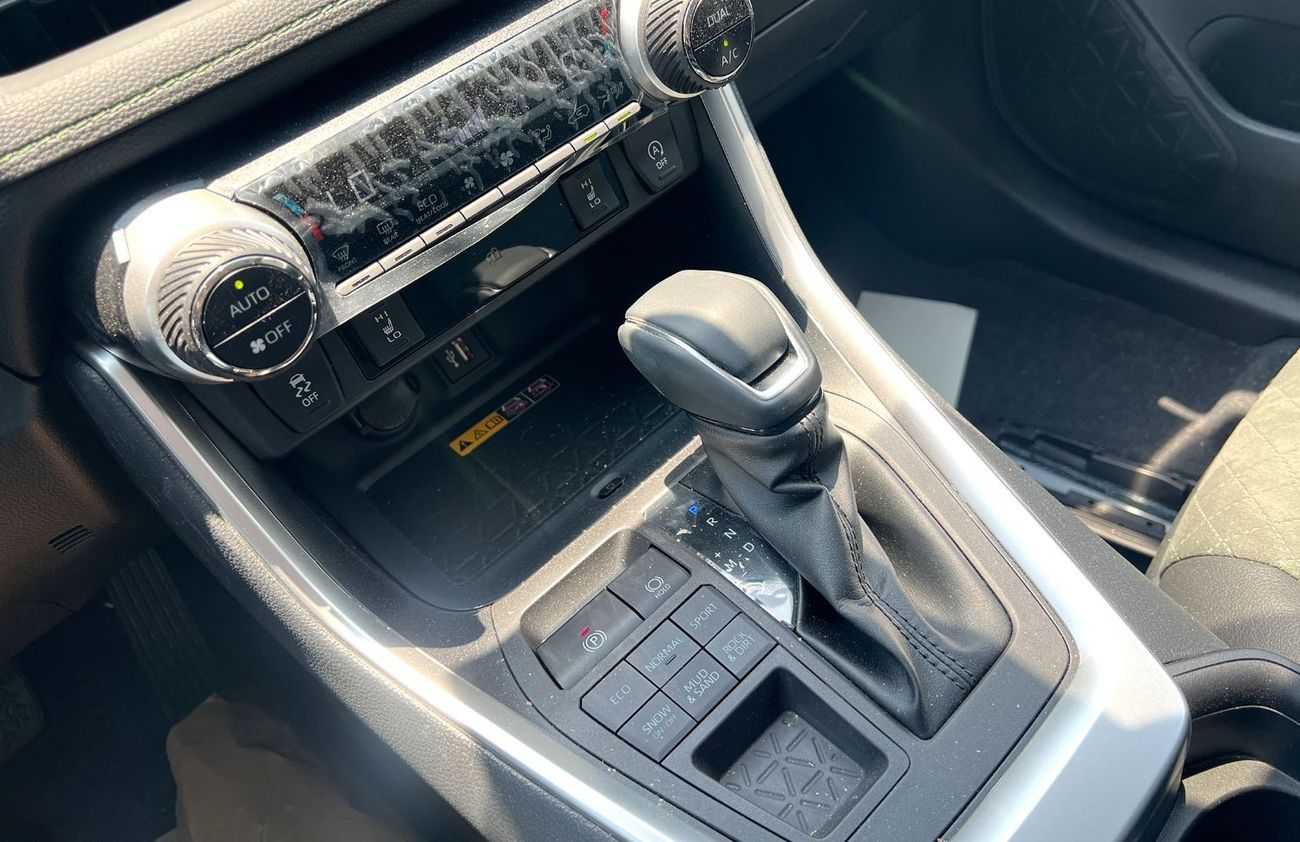 تويوتا راف ٤ 2025 2.0L Adventure Plus