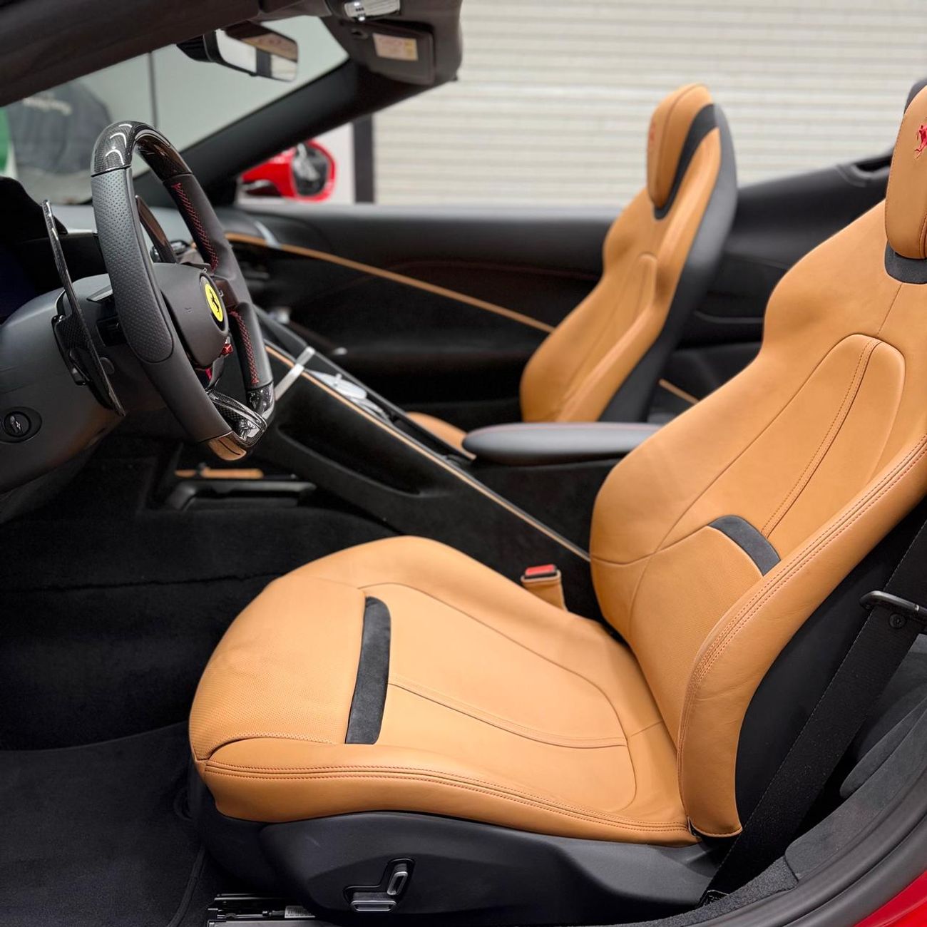 فيراري روما Spider | Brand New | GCC Specs with 5 years warranty and 7 years service contract | Latest Ferrari C