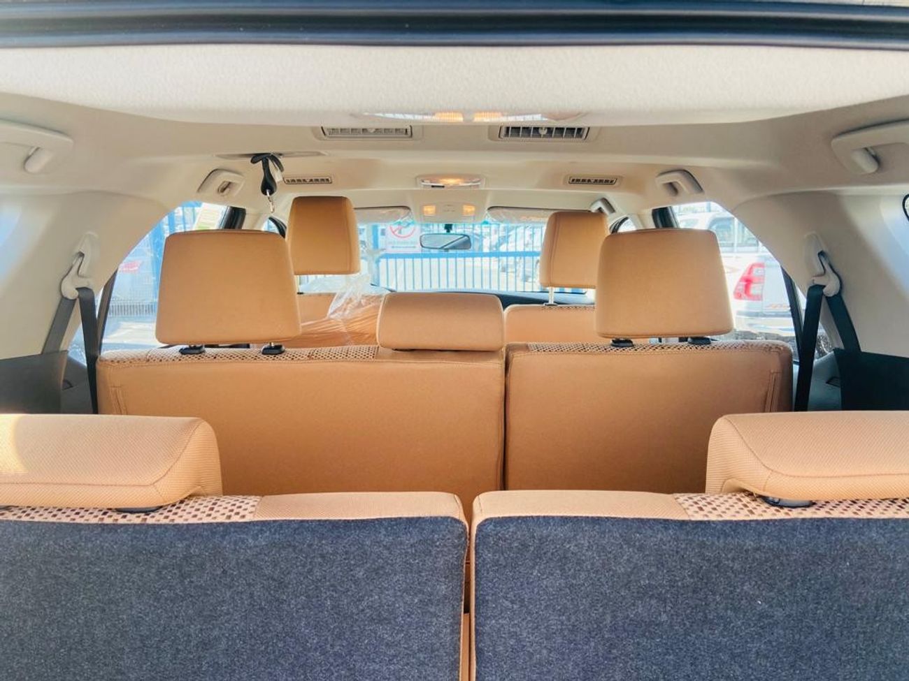 Toyota Fortuner TOYOTA FORTUNER 2.7 AT AUTO AC BLACK 2023