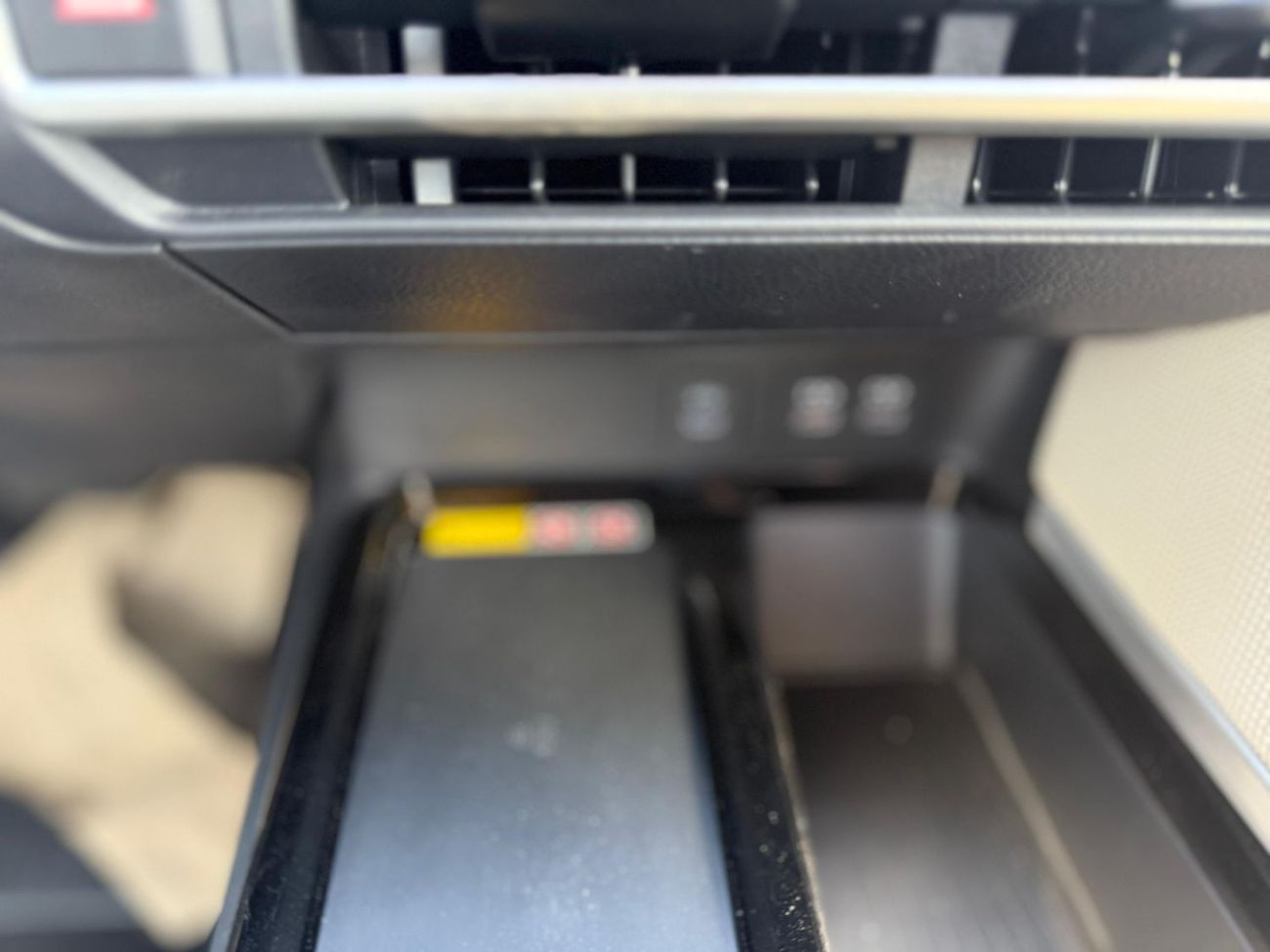 تويوتا كامري 2.5L LE FWD PETROL