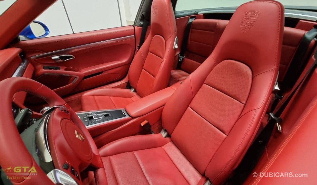 Porsche 911 2015 Porsche 911 TARGA 4, Full Service History, GCC