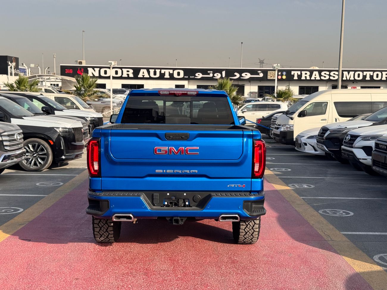 GMC Sierra AT4 Duramax Turbo Diesel НА ЭКСПОРТ НОВОЕ АВТО, БЕЗ ПРОБЕГА