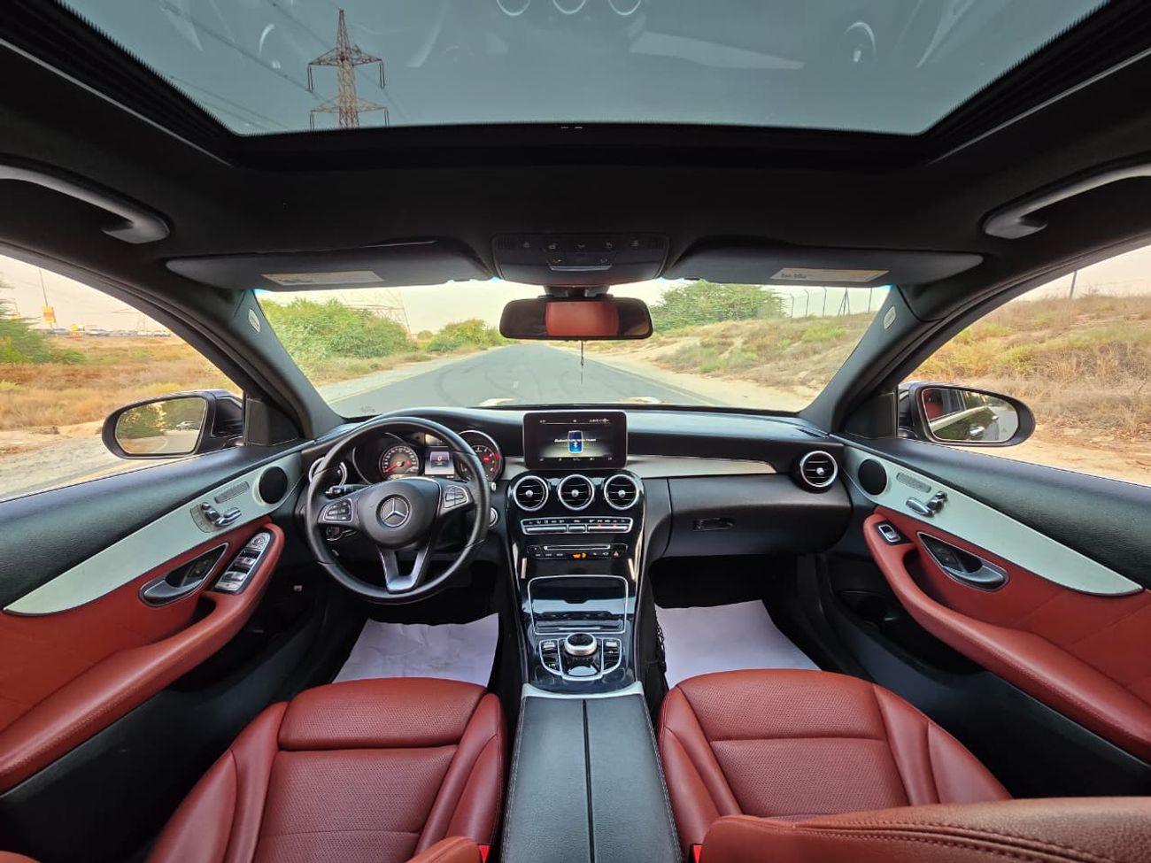 Mercedes-Benz C 300 Premium 2.0L MERCEDES C-300 2018 US BODYKIT C-63 AMG // FULL OPITION // PERFECT CONDITION